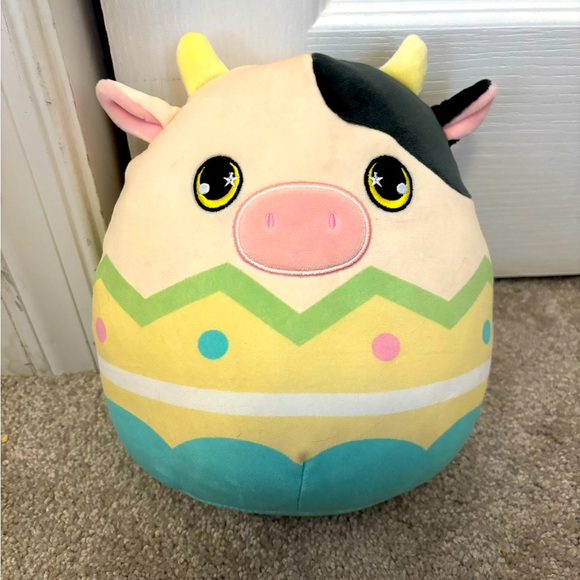 8” Easter egg Connor the cow Squishmallow - Picture 1 of 5